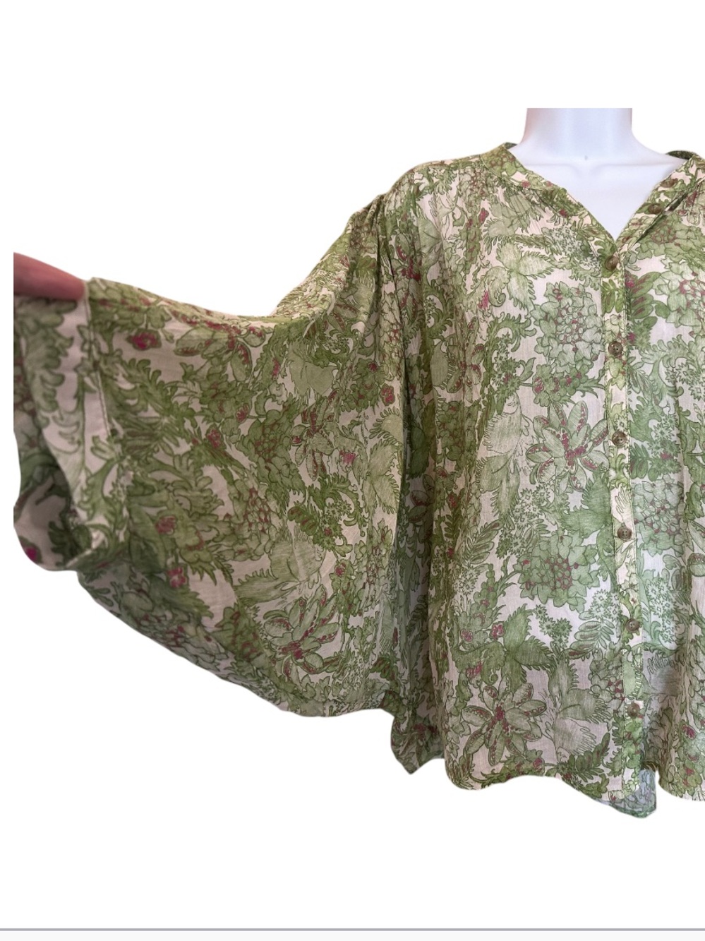 Anthropology Pilcro Green Floral Cotton Button-Front Blouse. Medium. - Picture 2 of 9